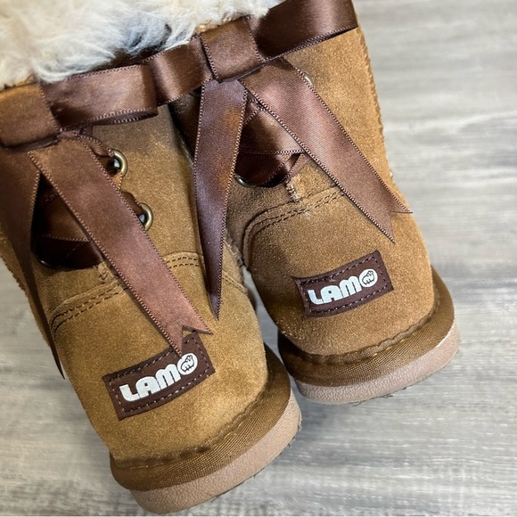 Lamo Audrey Sherling Lined Tan Suede Boots - Picture 3 of 8